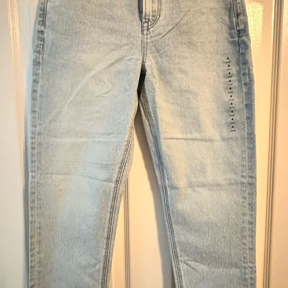 Light Wash American Eagle Jeans